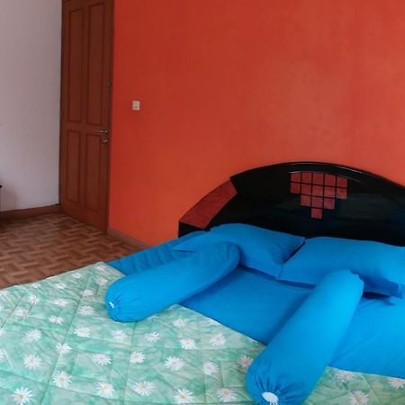 Homestay Triniti Lembang Chambre photo