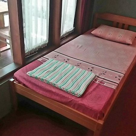Homestay Triniti Lembang Extérieur photo