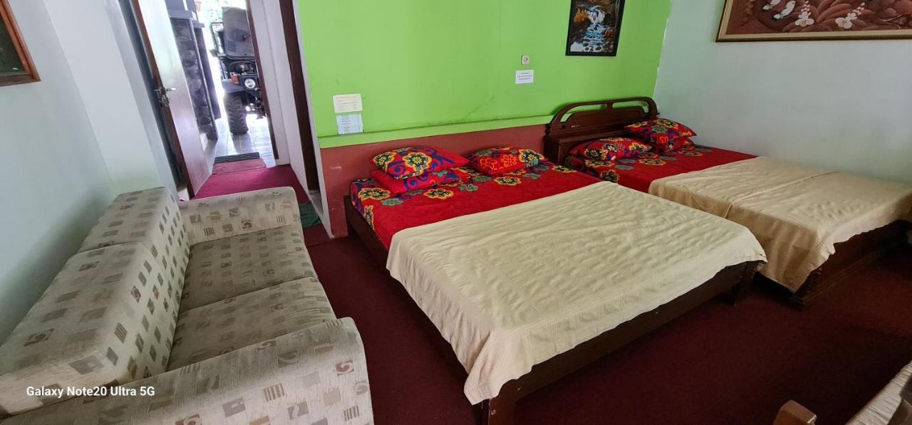 Homestay Triniti Lembang Extérieur photo