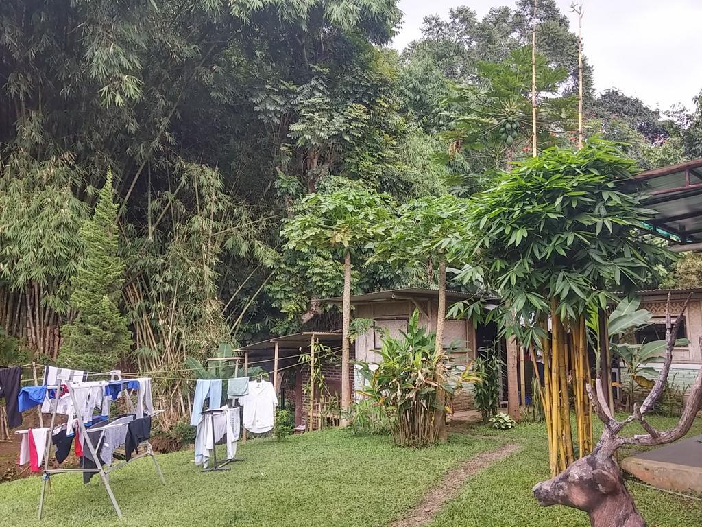 Homestay Triniti Lembang Extérieur photo