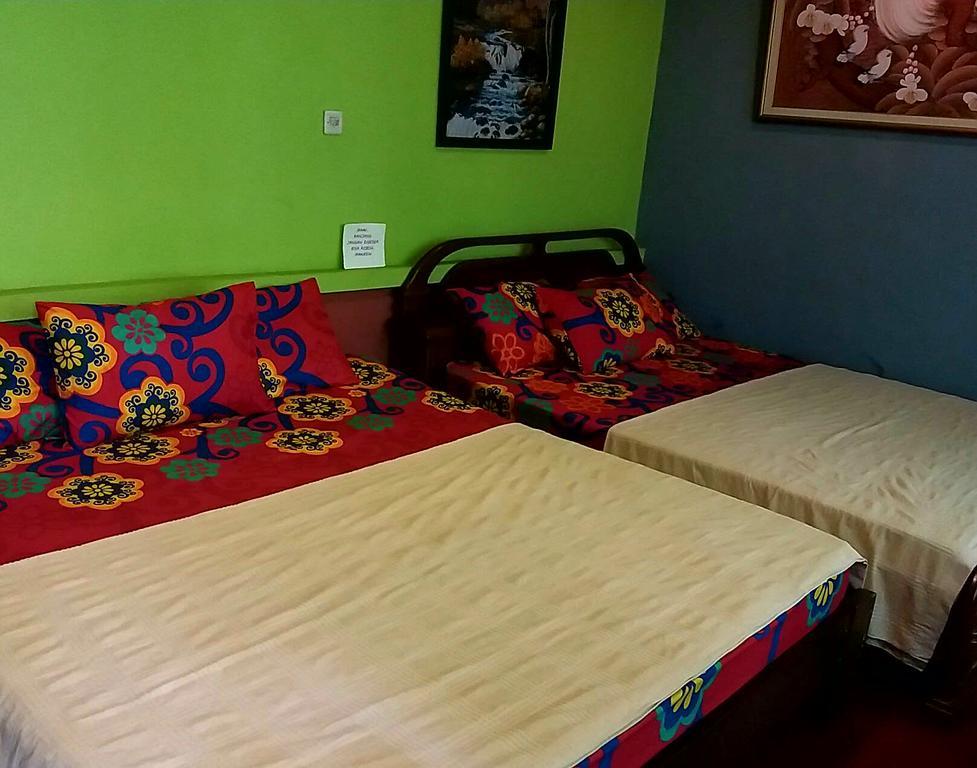 Homestay Triniti Lembang Extérieur photo