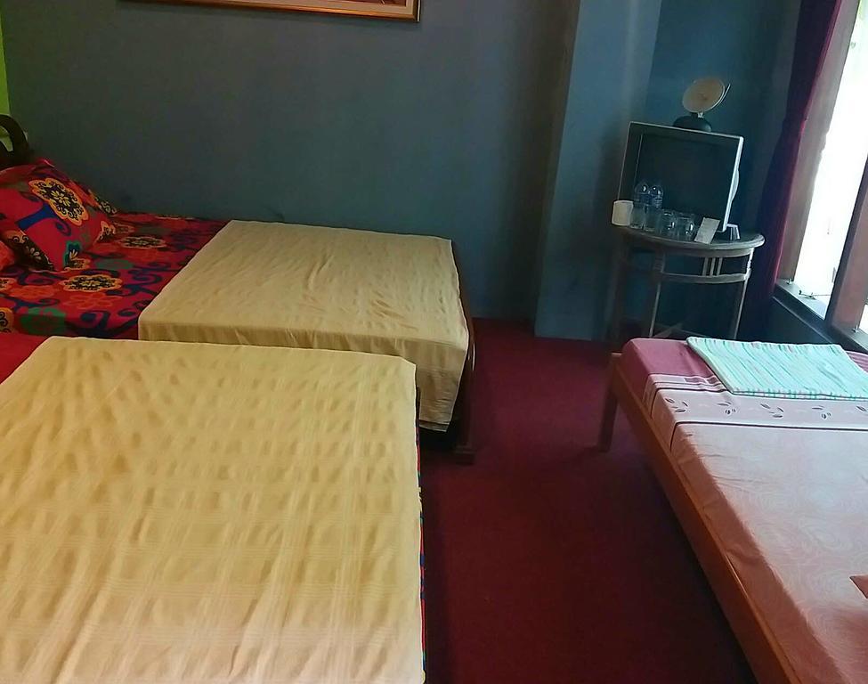 Homestay Triniti Lembang Extérieur photo