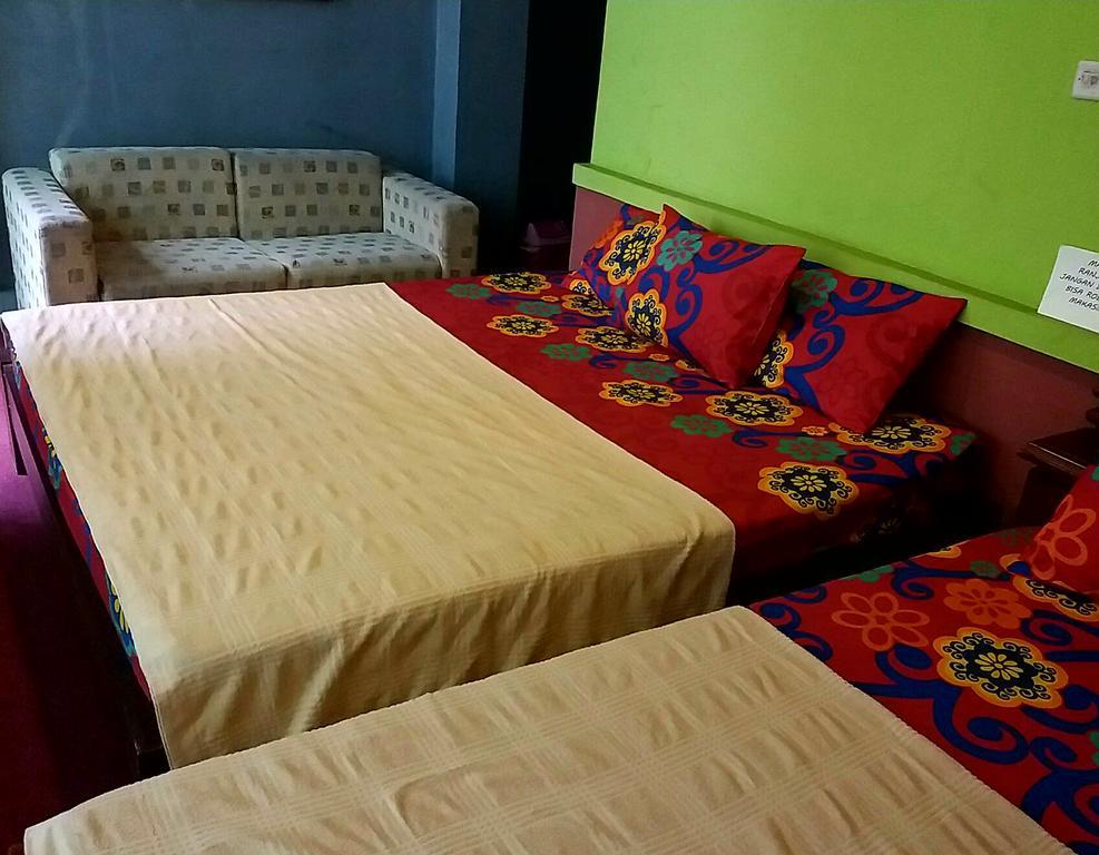 Homestay Triniti Lembang Extérieur photo
